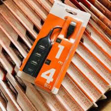 Port USB 2.0 avec 4 Lecteurs 1m